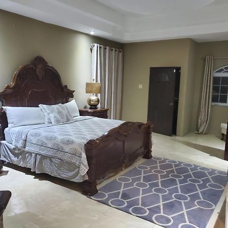 The Palms- Caribbean Estates -10 Minutes From The Beach- Gated Community بورتمور المظهر الخارجي الصورة